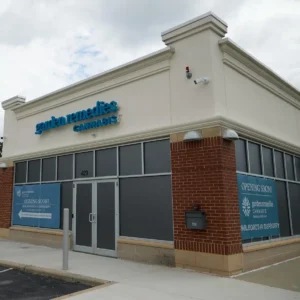 Exterior of 423 Lakeside Ave in Marlborough MA